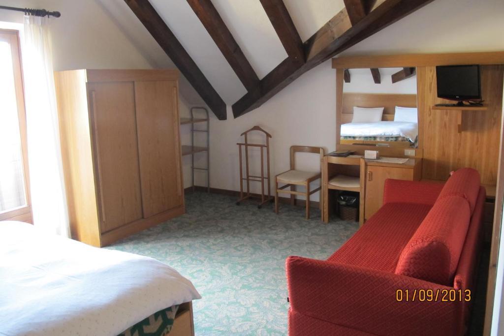 Hotel Presena Passo del Tonale Exterior photo